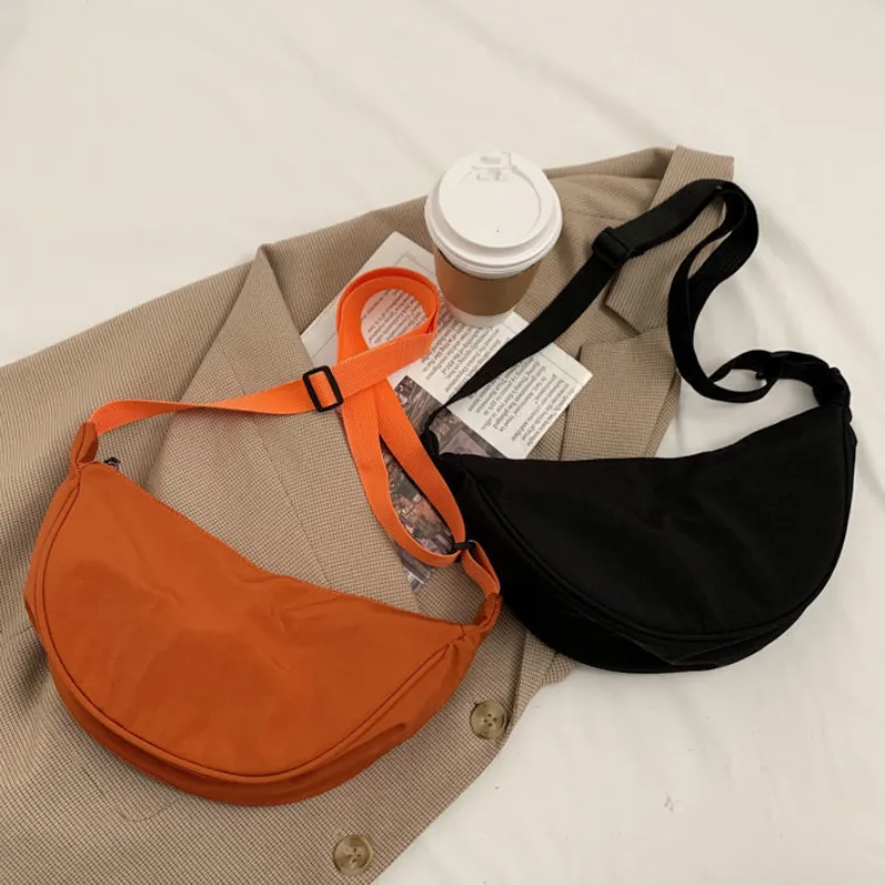 Simple and Versatile U-Shape Crossbody Bags